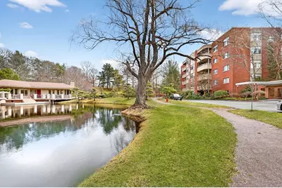 99-60 Florence Street #3D, Newton, MA 02467 - Photo 2