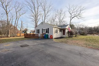 46 Melody Dr, Attleboro, MA 02703 - Photo 4