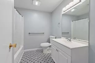 48 Fox Meadow Rd, Leominster, MA 01453 - Photo 16