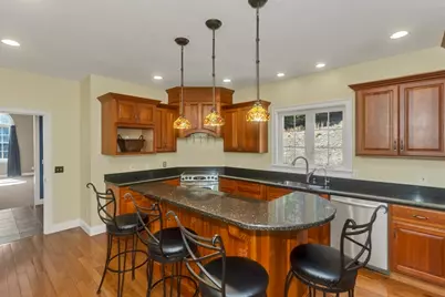 333 Stebbins St, Belchertown, MA 01007 - Photo 8