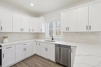 673 Pleasant Street, Leicester, MA 01524 - Photo 14