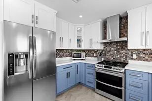 308 Ocean St, Marshfield, MA 02051 - Photo 6