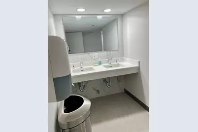 1731 Beacon St #512, Brookline, MA 02445 - Photo 38