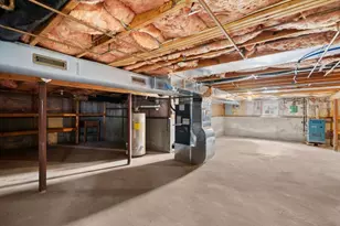 221 Crystal Water Dr, East Bridgewater, MA 02333 - Photo 20