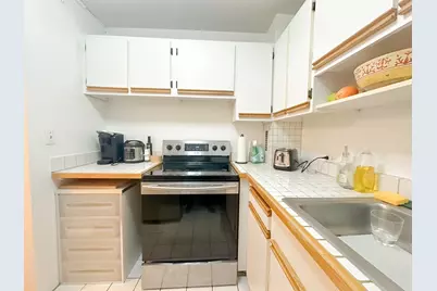 19 Winchester St #604, Brookline, MA 02446 - Photo 6