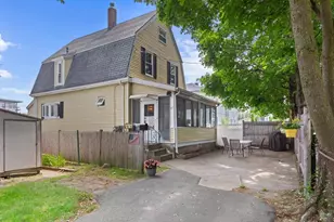 8A 3rd St, Medford, MA 02155 - Photo 2