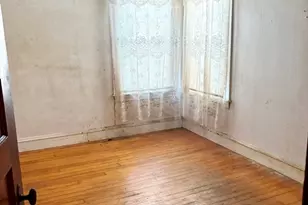 154 Barnaby St, Fall River, MA 02720 - Photo 12