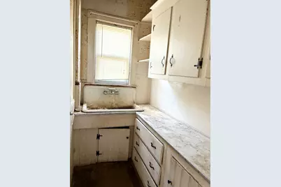 154 Barnaby Street, Fall River, MA 02720 - Photo 14