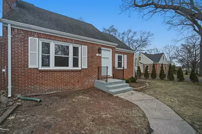 104 Pittroff Ave, South Hadley, MA 01075 - Photo 2