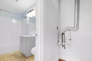 8 Cedar St, Haverhill, MA 01830 - Photo 16