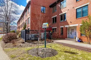 126 Merrimac St, Newburyport, MA 01950 - Photo 2