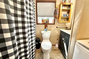 868 Southampton Rd, Westfield, MA 01085 - Photo 8