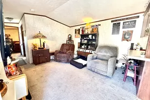 868 Southampton Rd, Westfield, MA 01085 - Photo 2