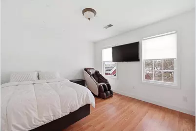 238 Sterling St, Fall River, MA 02721 - Photo 10