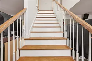 238 Sterling St, Fall River, MA 02721 - Photo 8