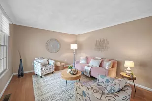 7 Hilltop Dr, Peabody, MA 01960 - Photo 12