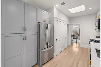 14 Claflin Road #3, Brookline, MA 02445 - Photo 10
