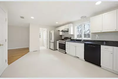 3 Lee St, Wilmington, MA 01887 - Photo 10