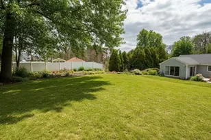 38 Juniper Ln, Holden, MA 01520 - Photo 28