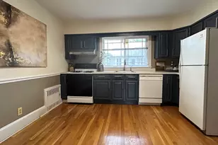 60-62 Cloverdale Rd, Newton, MA 02461 - Photo 4