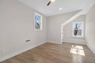 10 Johnson St, Newburyport, MA 01950 - Photo 34