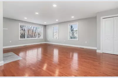 38 Webster Sr #2, Needham, MA 02494 - Photo 4