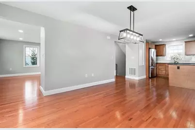 38 Webster Sr #2, Needham, MA 02494 - Photo 2