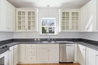 14 Allen St, Newburyport, MA 01950 - Photo 14