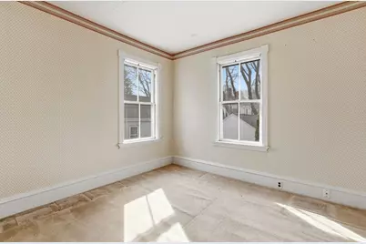 14 Allen St, Newburyport, MA 01950 - Photo 24