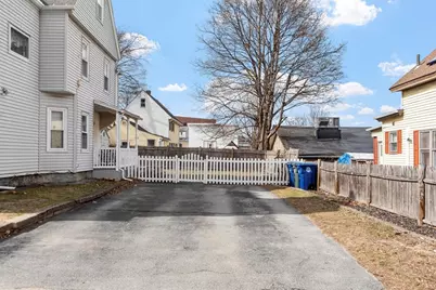 11 Pine Street, Leominster, MA 01453 - Photo 2