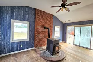 574 Brown St, Winchendon, MA 01475 - Photo 16