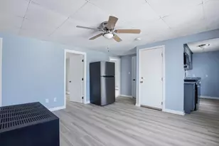 29 Palmer St, Fall River, MA 02724 - Photo 4