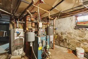 29 Palmer St, Fall River, MA 02724 - Photo 20