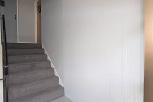 33 Cogswell Ave, Cambridge, MA 02140 - Photo 10