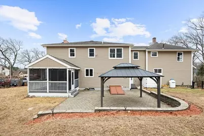 12 Bylund Ave, Auburn, MA 01501 - Photo 32