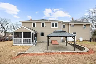 12 Bylund Ave, Auburn, MA 01501 - Photo 32