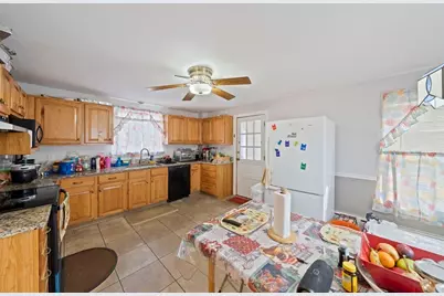 14 Foster St, Avon, MA 02322 - Photo 12