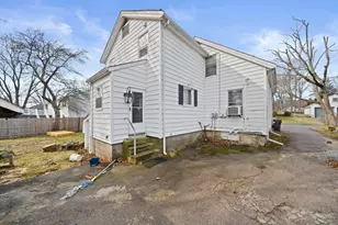 14 Foster St, Avon, MA 02322 - Photo 32