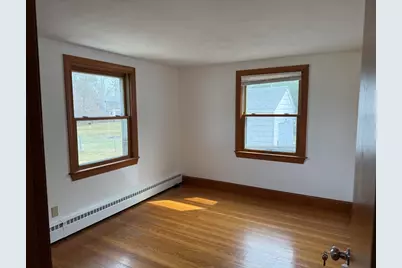 192 Spring St, Bridgewater, MA 02324 - Photo 10