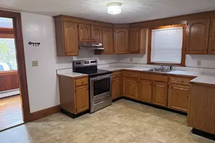 192 Spring St, Bridgewater, MA 02324 - Photo 6