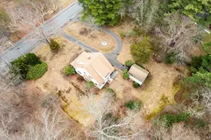 53 Elmwood Rd, Wellesley, MA 02481 - Photo 4