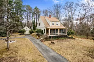 53 Elmwood Rd, Wellesley, MA 02481 - Photo 2