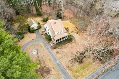 53 Elmwood Rd, Wellesley, MA 02481 - Photo 8