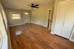 387 W Washington St, Hanson, MA 02341 - Photo 12