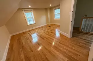 387 W Washington St, Hanson, MA 02341 - Photo 14