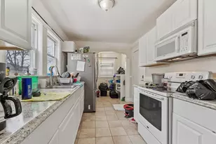 48 Saratoga St, Lynn, MA 01902 - Photo 10