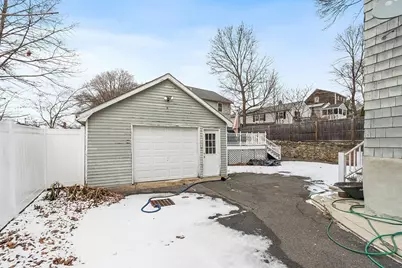 48 Saratoga St, Lynn, MA 01902 - Photo 36