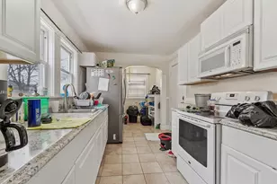 48 Saratoga St, Lynn, MA 01902 - Photo 10