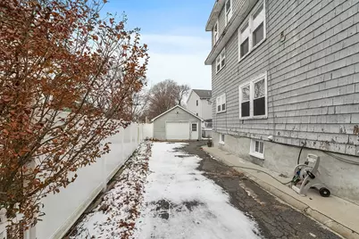 48 Saratoga St, Lynn, MA 01902 - Photo 34
