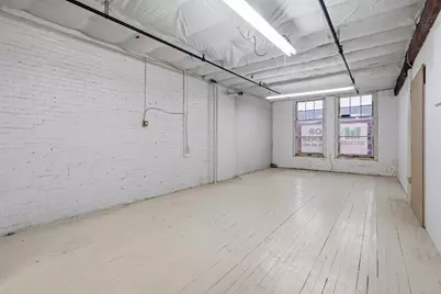 80 Race Street #204, Holyoke, MA 01040 - Photo 2